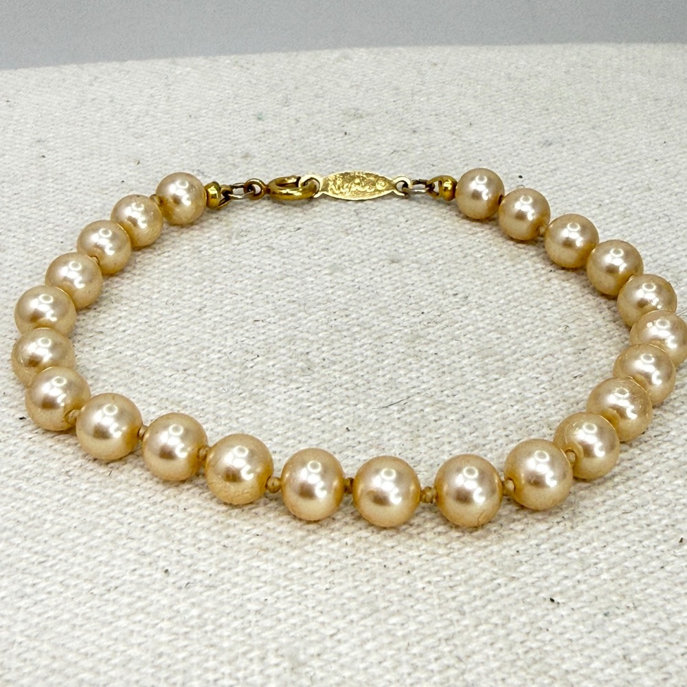 Napier Vintage Faux Pearl Knotted Strand Bracelet Gold Tone Clasp Cream Beads